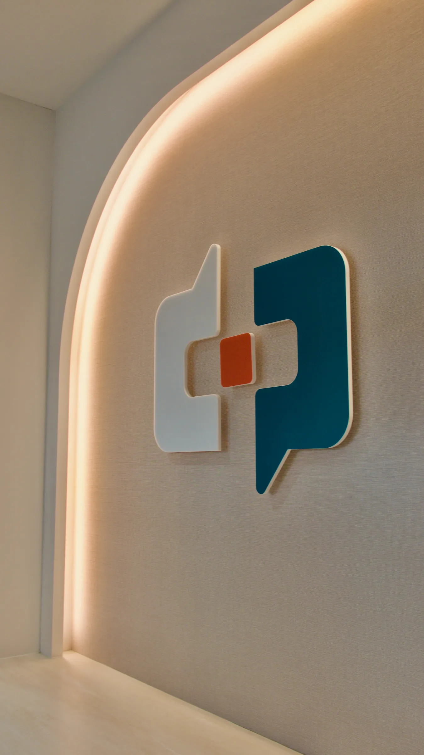 Centro Med Hornsby Clinic, logo wall