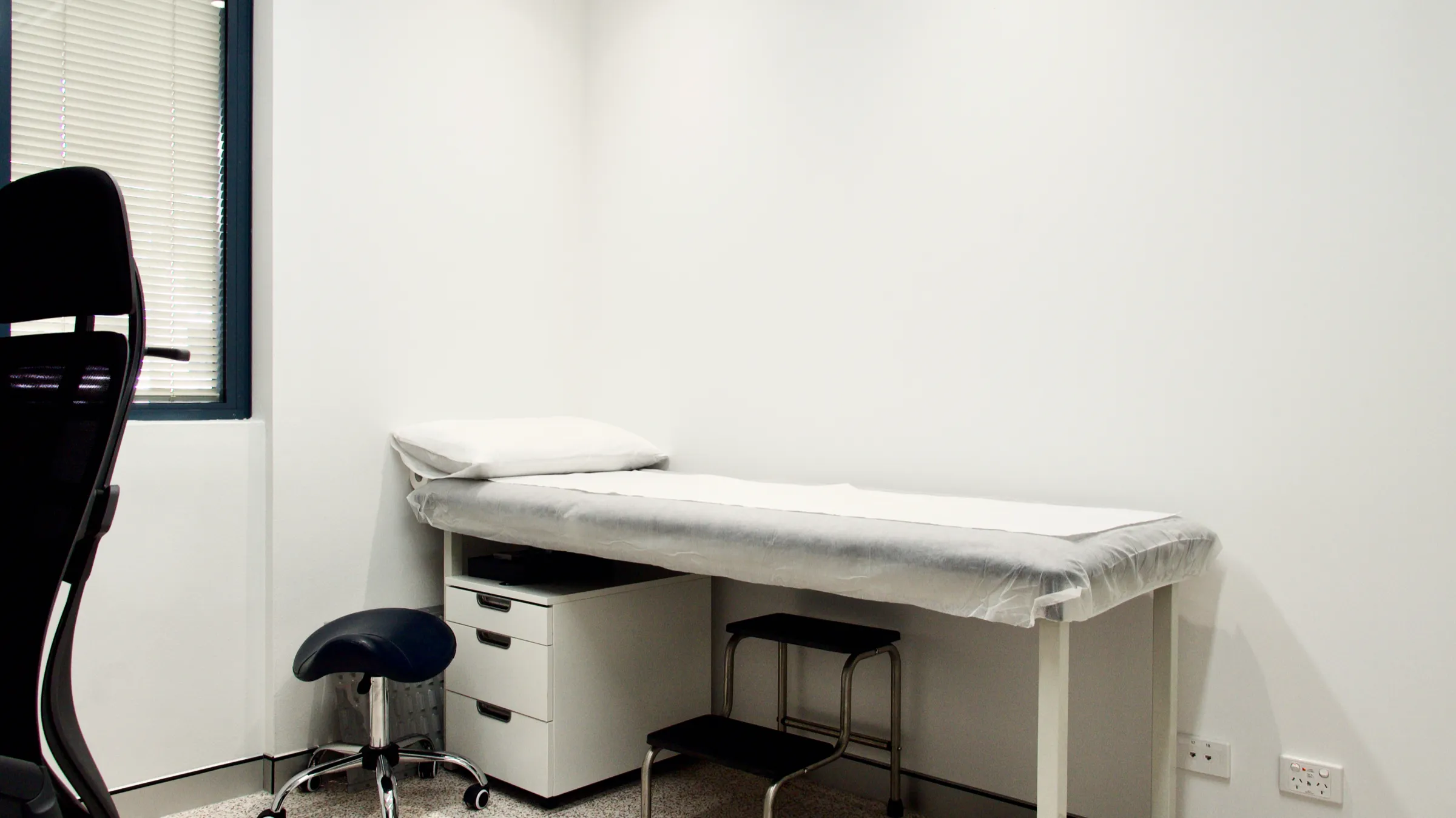 Centro Med Hornsby Clinic, treatment room