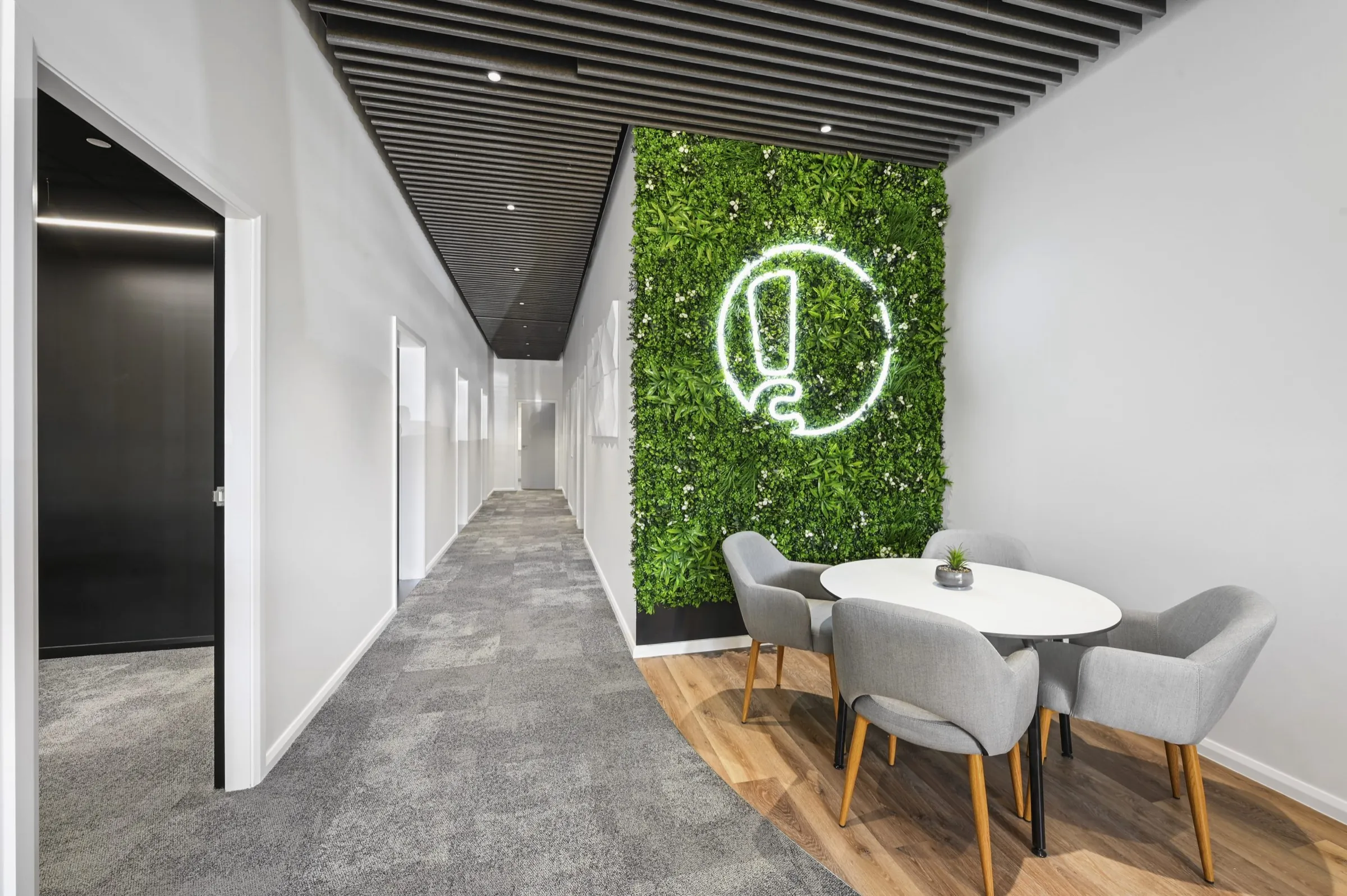 Connect Hearing, corridor