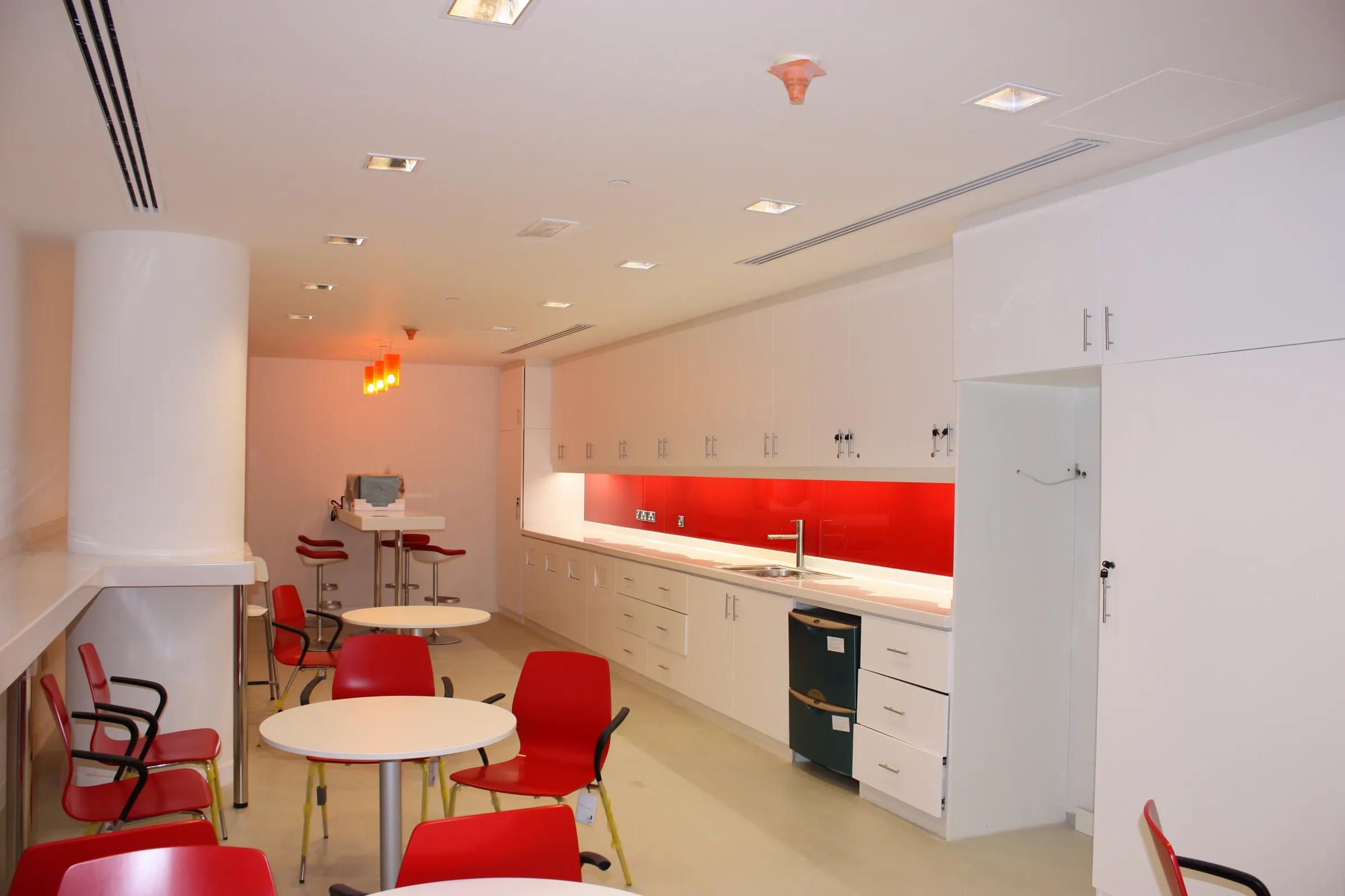 DLA Piper, pantry