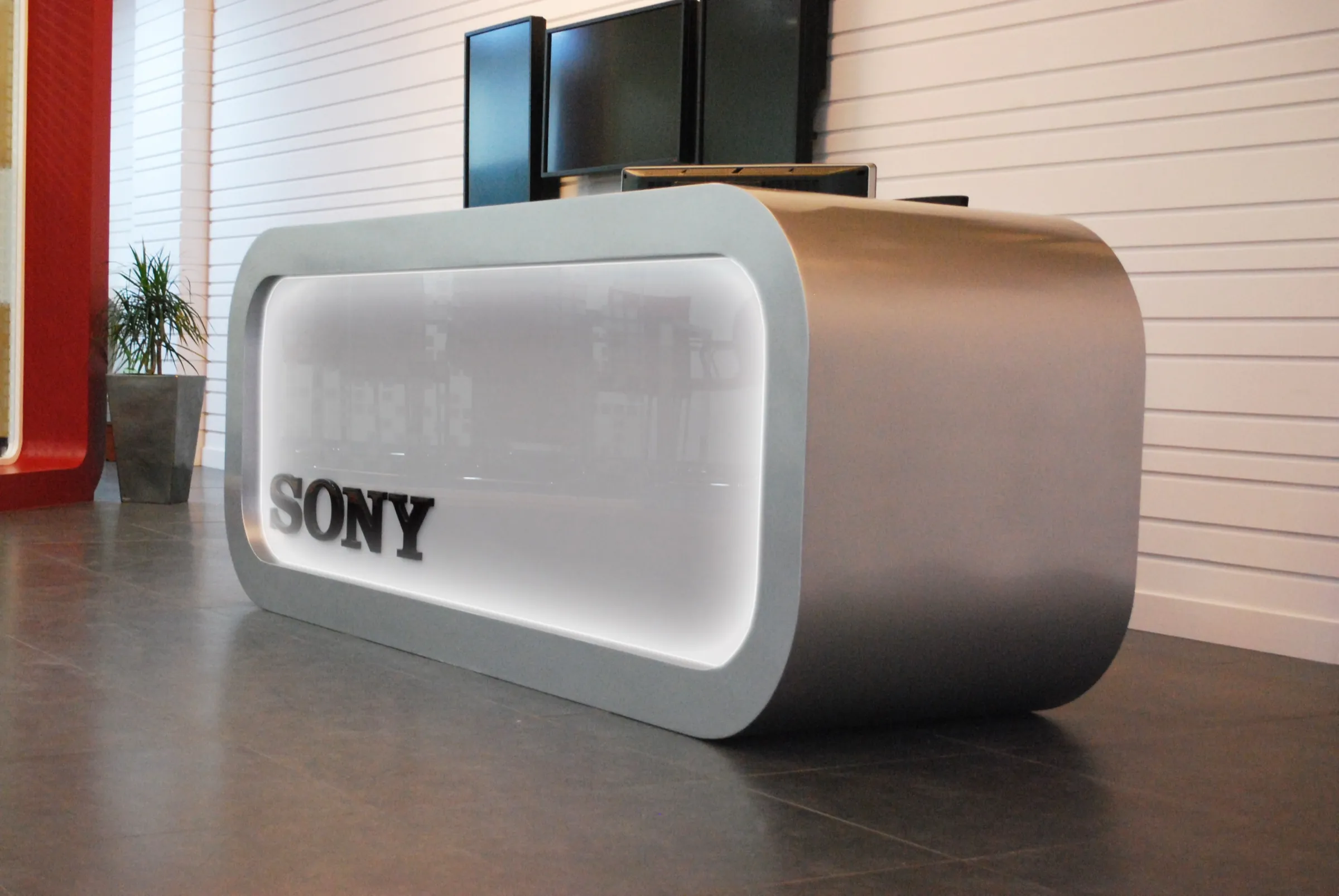 Sony, reception desk